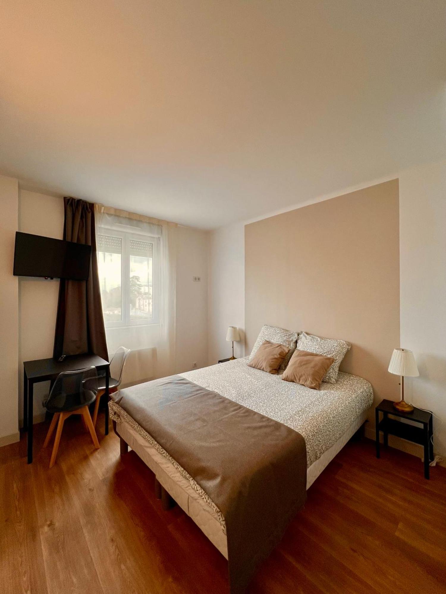 Appart' Le Cygne Gare Apartment *